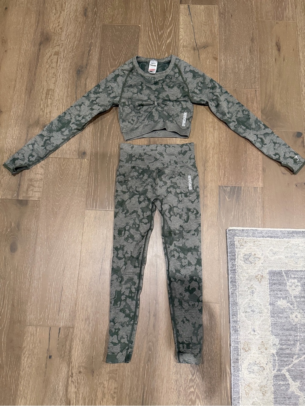 Gymshark Seamless Matching Set Long Sleeve & Leggings Green Gray Size Small